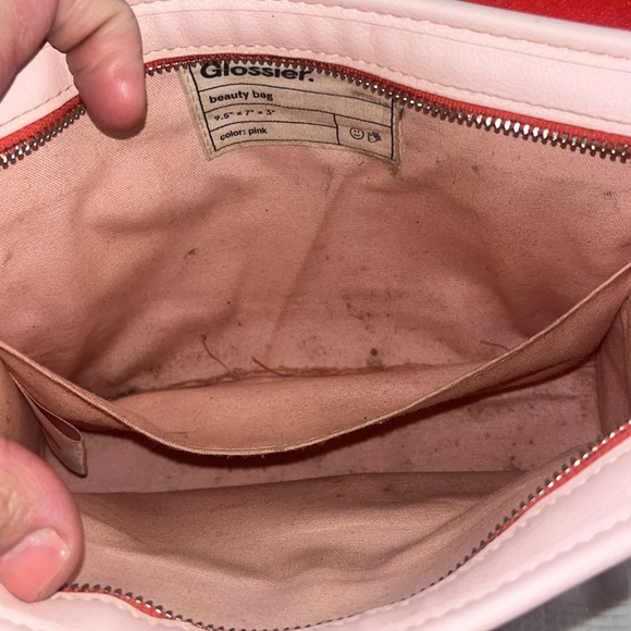 GUC GLOSSIER BUNDLE.♥️♥️ - Picture 8 of 10